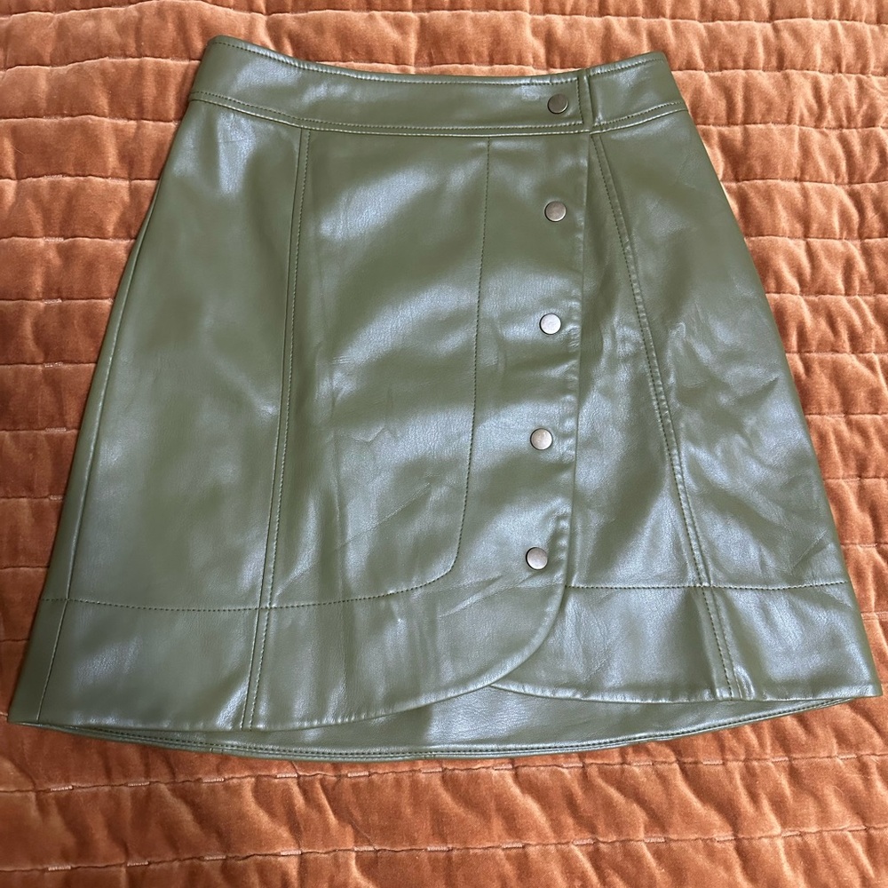 Anthropologie Tanya Olive Faux Leather Skirt Women’s Size 4